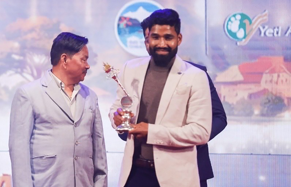 एनएसजेफ स्पोर्टस अवार्डः दीपेन्द्र र एरिकाले जिते वर्षको उत्कृष्ट खेलाडीको अवार्ड