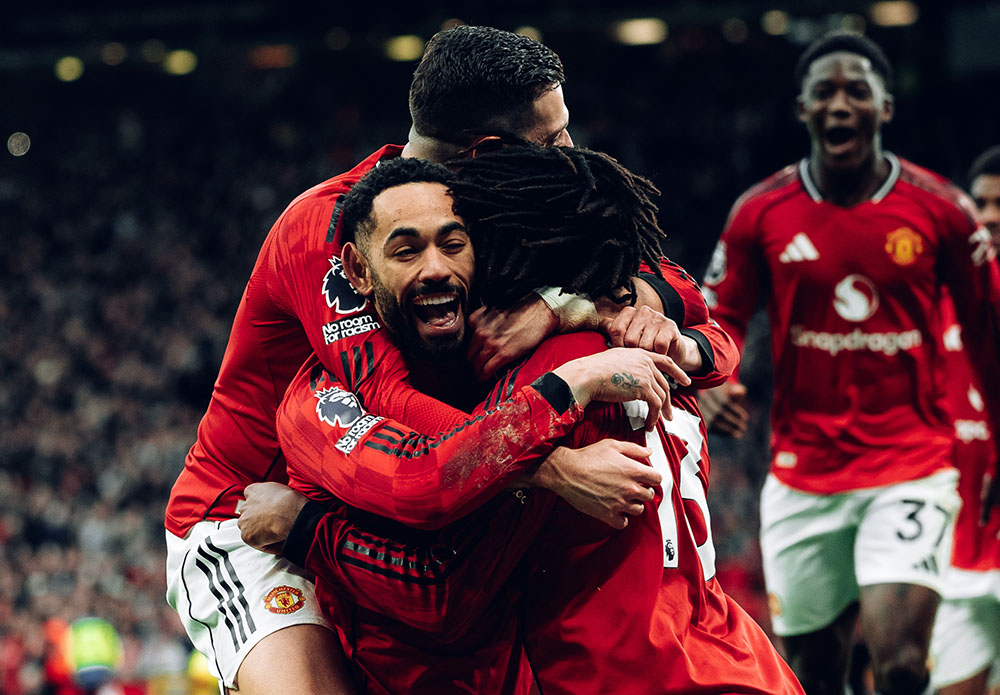 म्यानचेस्टर डर्बीमा युनाइटेड विजयी