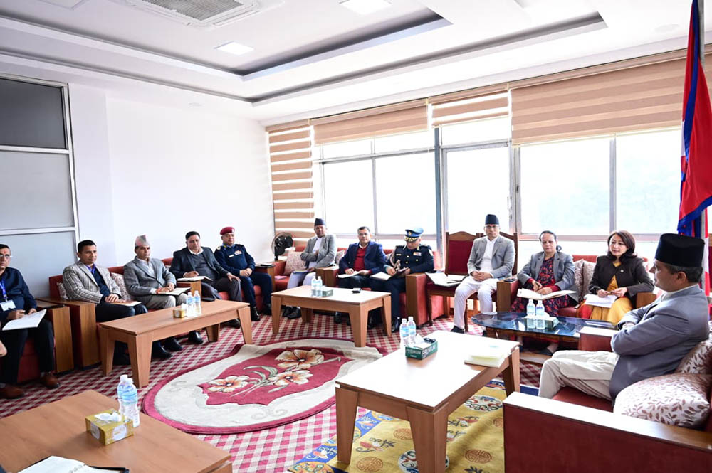 सुरक्षा प्रमुखबीच छलफल