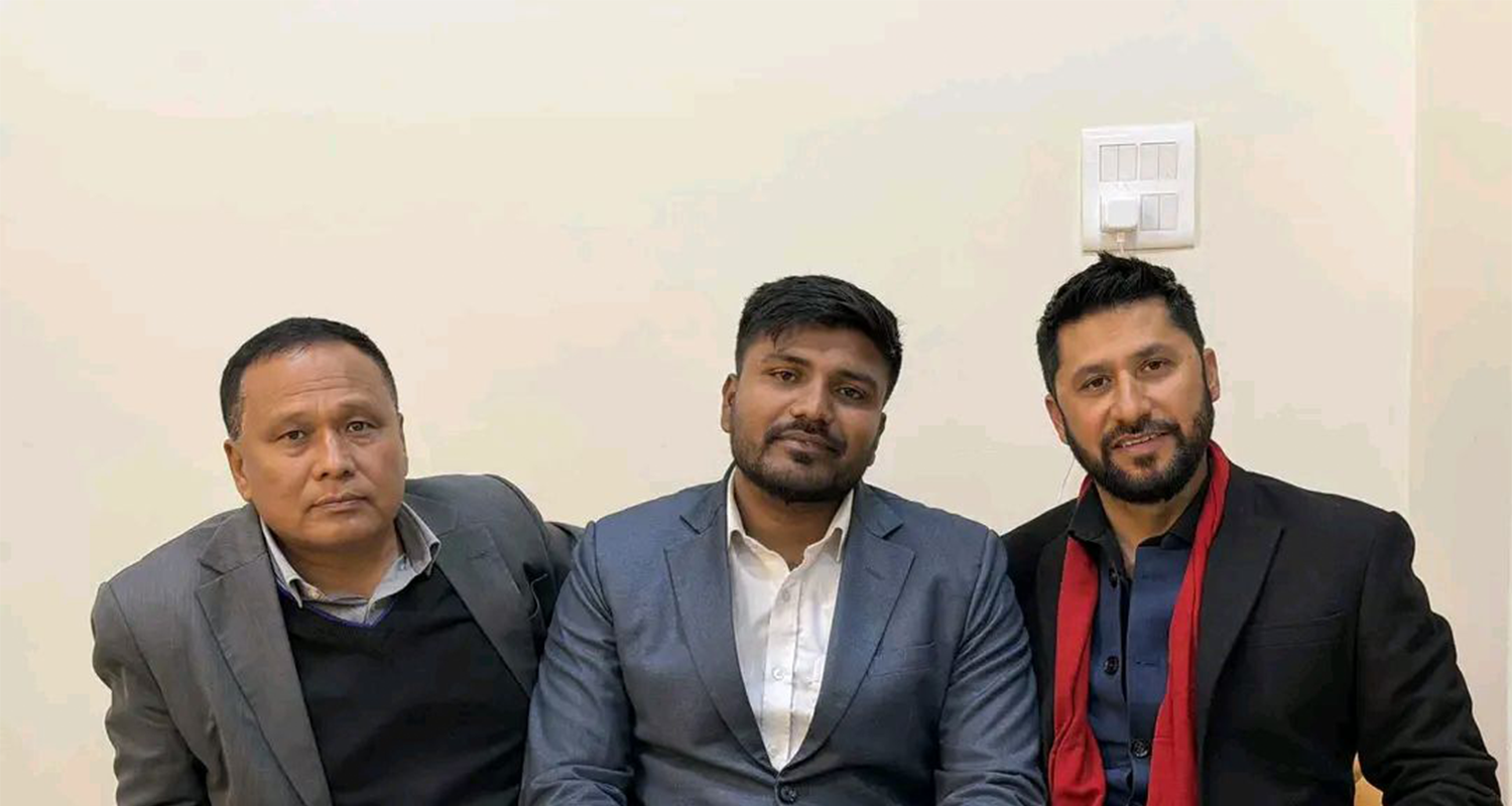 कुलमान घिसिङ र बब्लु गुप्तालाई राजीनामा दिन प्रधानमन्त्रीको आग्रह