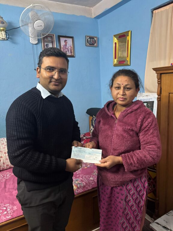 टाटा गुरु सुभाष शर्माको उपचारमा सिप्रदी अटो पाट्र्सको अग्रसरता, आर्थिक सहयोग प्रदान