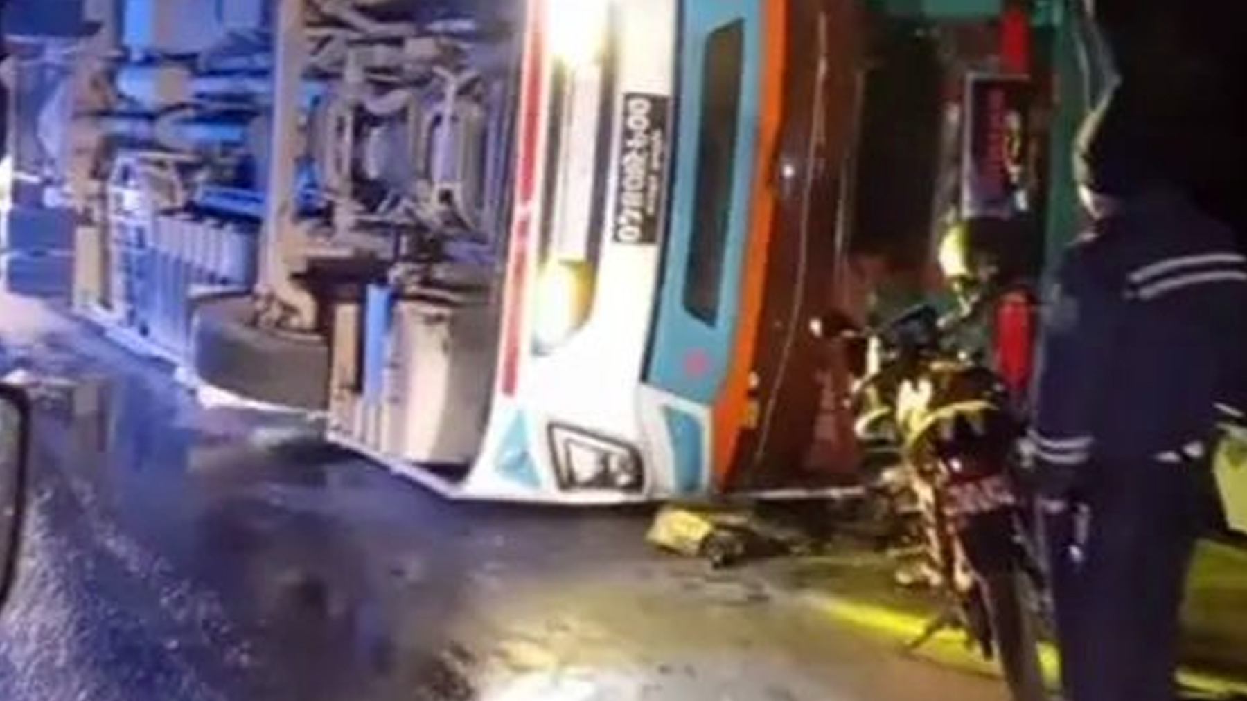 घुमाउनेमा बस दुर्घटना अपडेट: घाइते ३८ जनाको उपचार हुँदै