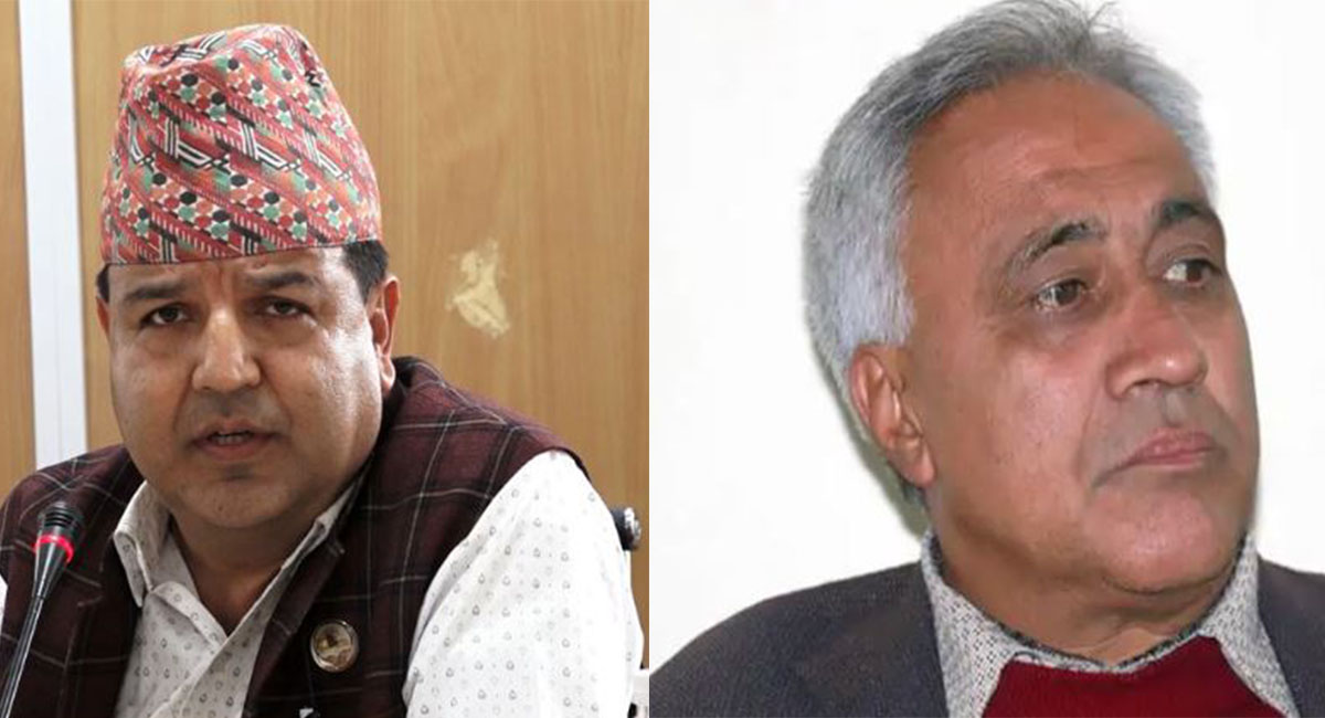 कांग्रेस नेता भण्डारी र शर्माले विशेष महाधिवेशनबारे पत्रकार सम्मेलन गर्दै