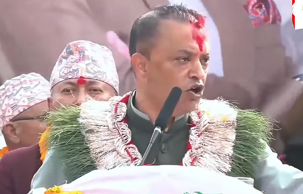 संबिधानलाई ट्रयाकमा राख्न निर्वाचन अनिवार्य सर्त हो: गगन थापा