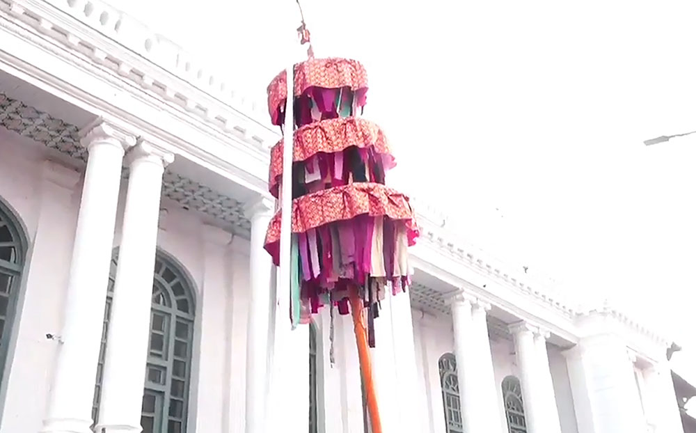 बसन्तपुरमा ठड्याइयो चीर, सुरू भयो होली उत्सव