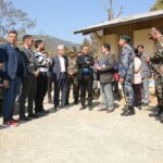 गृहमन्त्री अर्यालले गरे काठमाडौं र मकवानपुरका मतदान केन्द्रको स्थलगत निरीक्षण