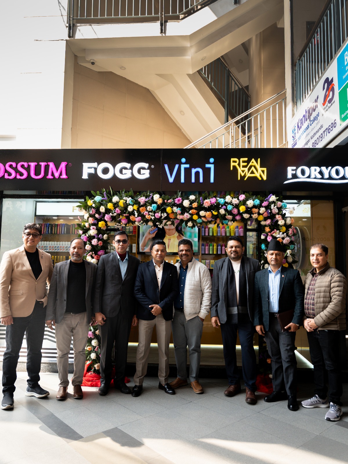 विनी इन्टरनेशनल एफजेठइ दुबईले लाबिम मलमा ल्यायो फर यू