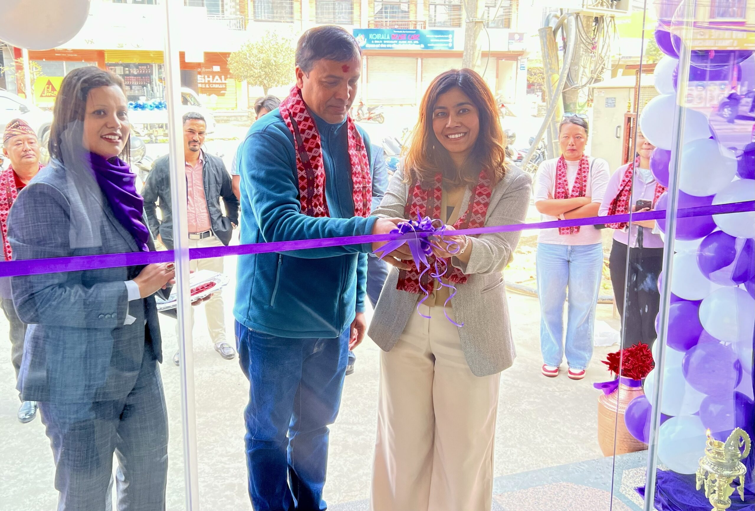 जेन जी आन्दोलनमा क्षति पुगेको पोखरा एनसेल सेन्टर पुन: सञ्चालनमा