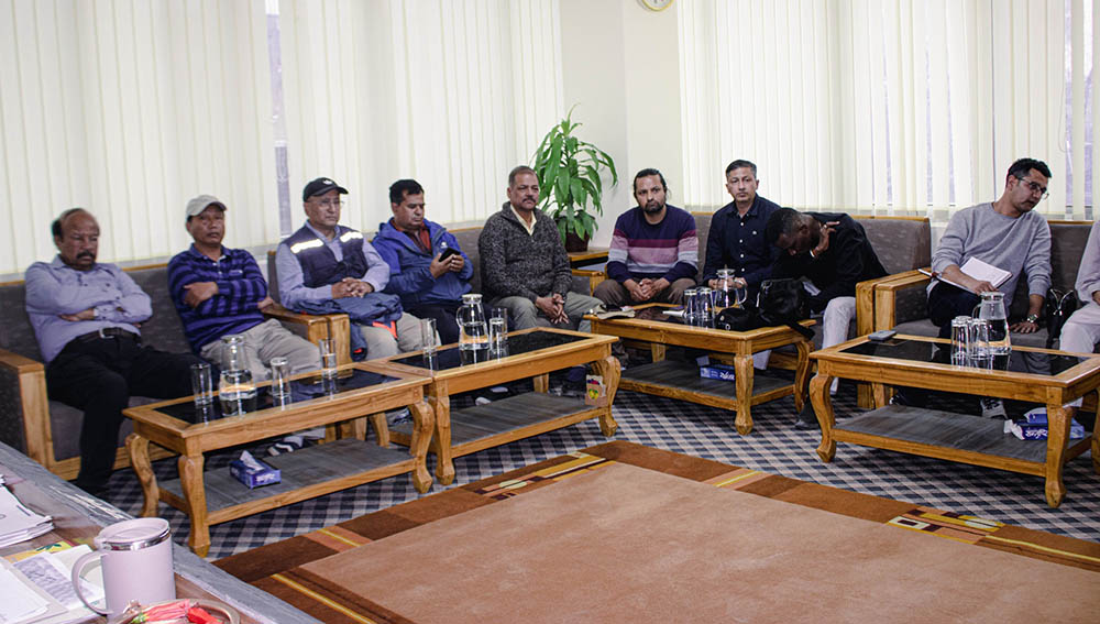 विश्व बैंकको टोलीद्वारा पोखरा महानगरपालिकाका सडक आयोजना अनुगमन