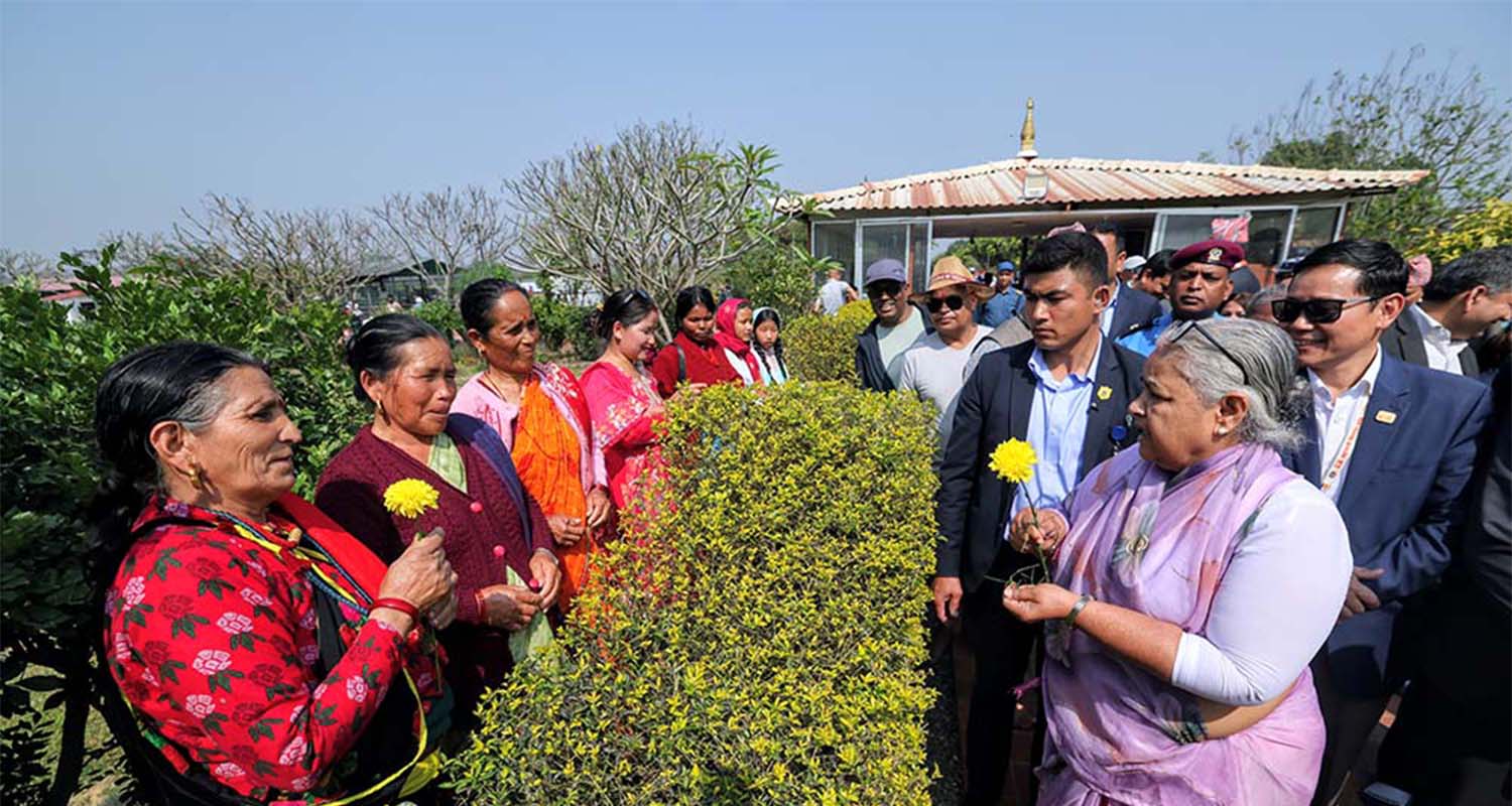 प्रधानमन्त्री कार्की लुम्बिनीमा
