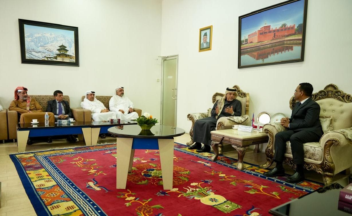 कतारी लगानी आकर्षणका विषयमा नेपाल राष्ट्र बैंकका गभर्नरसँग छलफल