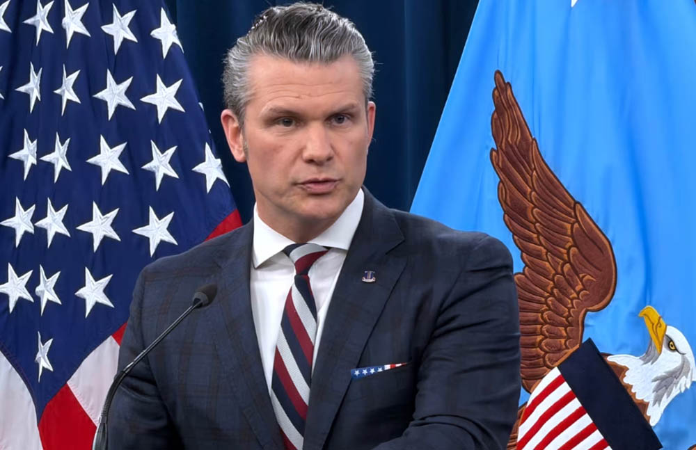 इरानमा छात्रा विद्यालयमा भएको आक्रमणको छानबिन गर्दैछौं: अमेरिकी रक्षामन्त्री हेगसेथ