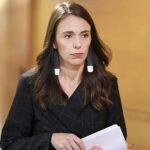 पूर्वप्रधानमन्त्री अष्ट्रेलिया बसाइँ सरेपछि न्युजील्यान्डमा ‘ब्रेन ड्रेन’ बहस चर्कियो