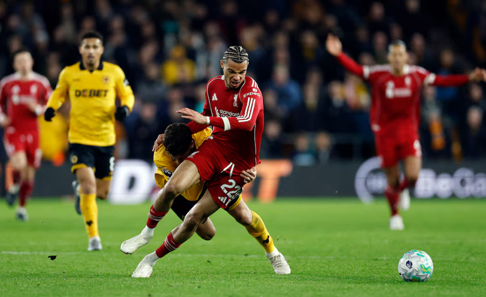 वोल्भ्ससँग लिभरपुल स्तब्ध