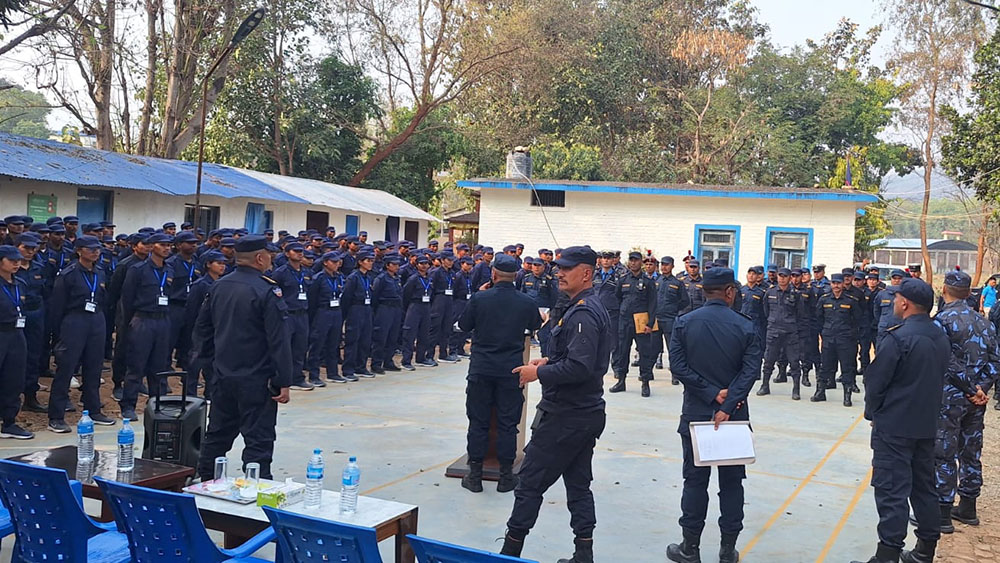 ‘धन्यवाद पत्र’ लिएर बिदा भए निर्वाचन प्रहरी