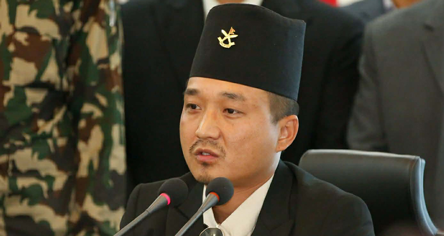 प्रहरीलाई गृहमन्त्रीको ढाडस : राजनीतिक दबाब र अपजसको दिन सकिए, अब कामले बोल्नुस् (निर्देशनसहित)