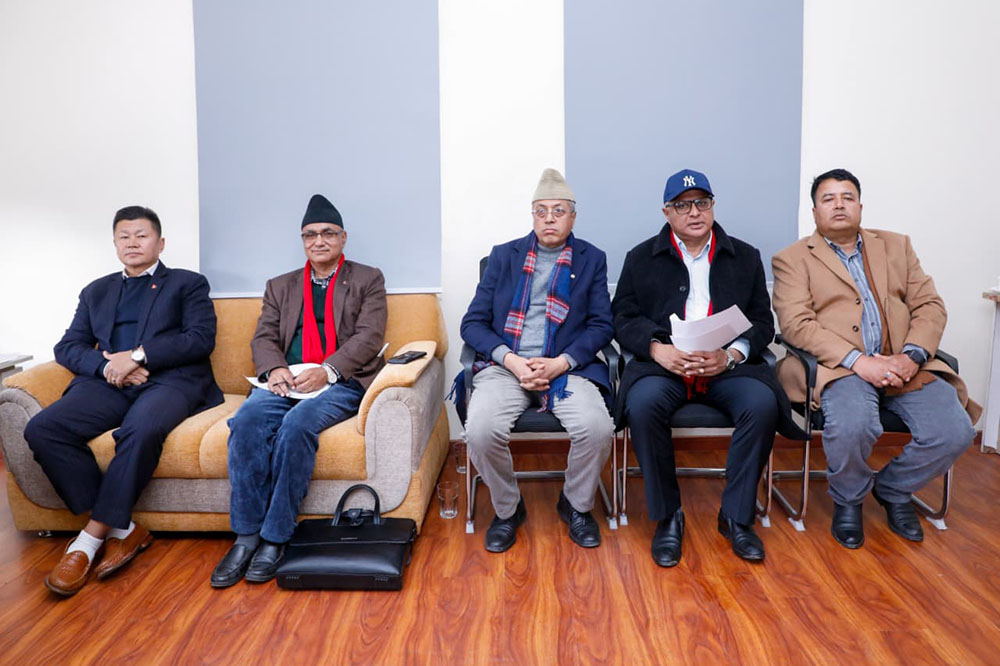 ओली पक्राउ परेपछि एमालेको सचिवालय बैठक बस्दै