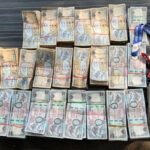 मोटरसाइकलको सिट कभरभित्र भेटियो २० लाख, बिनय शंकर पक्राउ