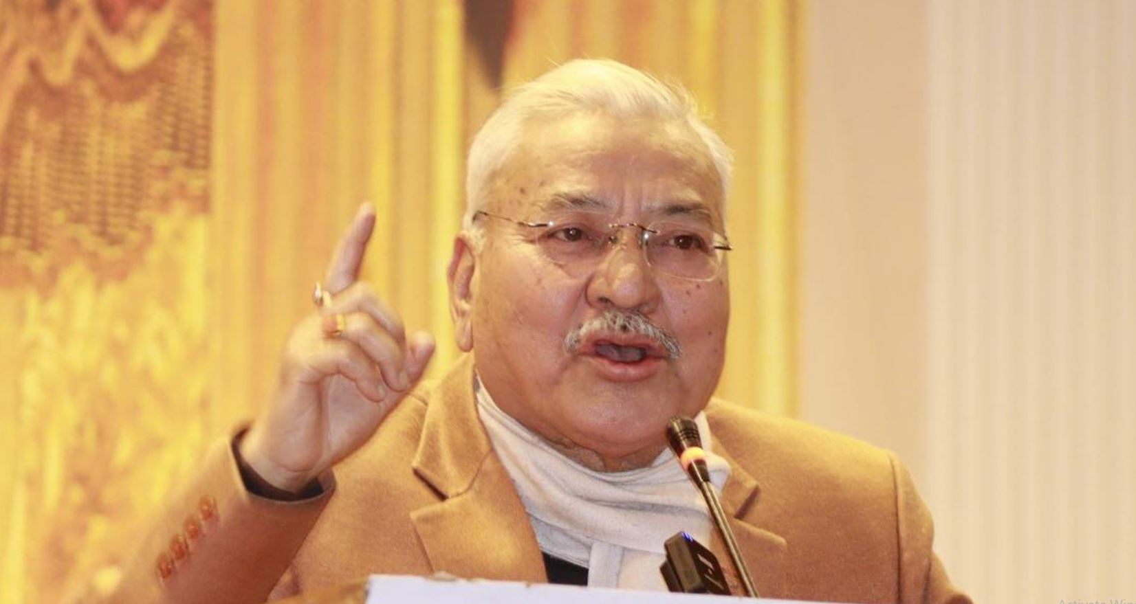 पार्वत गुरुङलाई मतदान गर्न दोलखाका मतदातालाई वरिष्ठ कलाकार श्रेष्ठको आग्रह