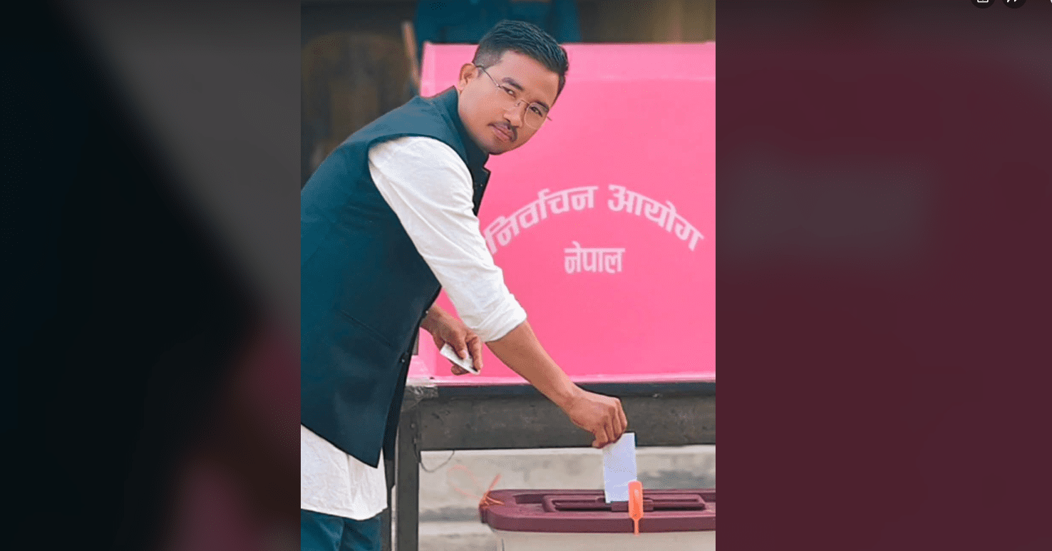 नेकपा उम्मेदवार रञ्जित तामाङले गरे मतदान