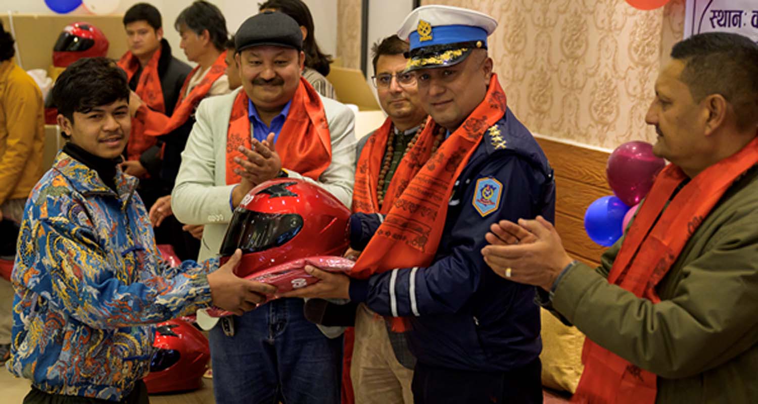 ट्राफिक प्रहरीको सहकार्यमा याङ्गो राइडको सडक सुरक्षा ओरियन्टेसन