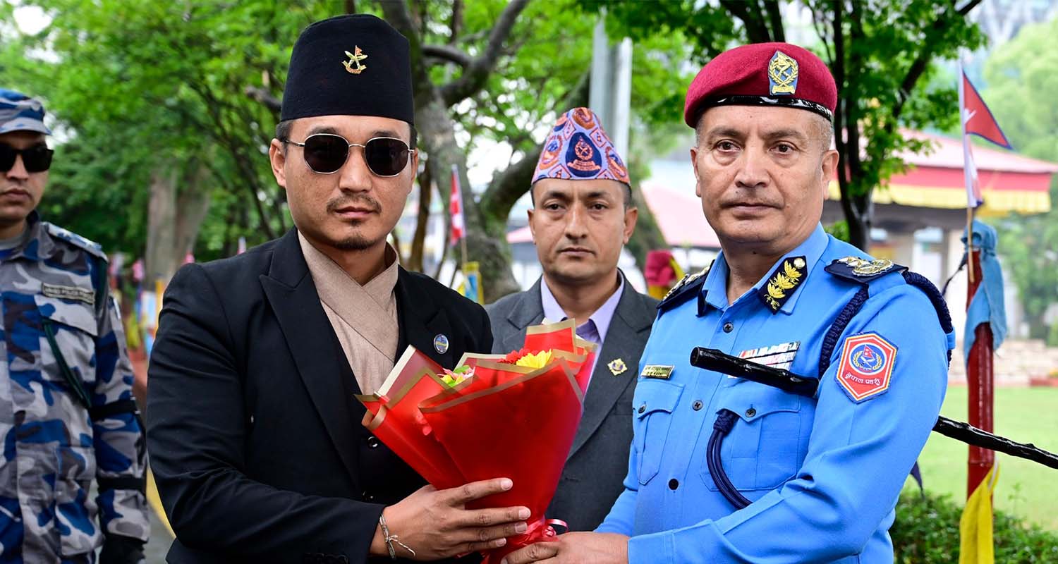 प्रहरी हेडक्वार्टर पुगे गृहमन्त्री– शिष्ट बोली, बचन गर्न निर्देशन