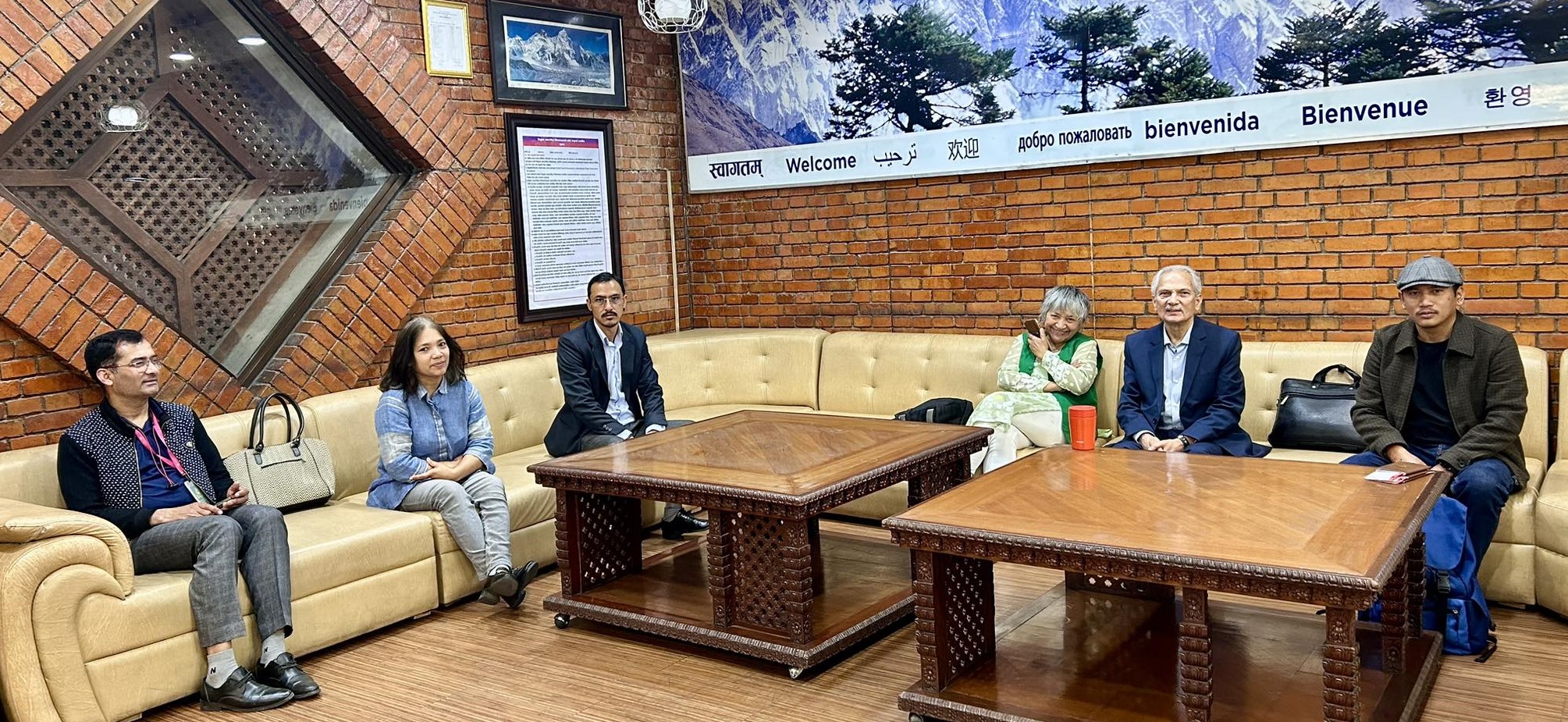 पूर्वप्रधानमन्त्री भट्टराई भारत प्रस्थान