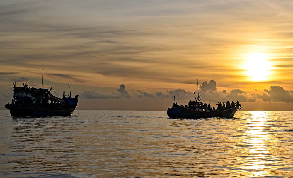 हिन्द महासागरमा डुंगा पल्टिँदा २५० आप्रवासी बेपत्ता