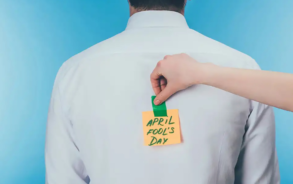 आज अप्रिल फूल, कसरी शुरु भयो मूर्ख बनाउन ?