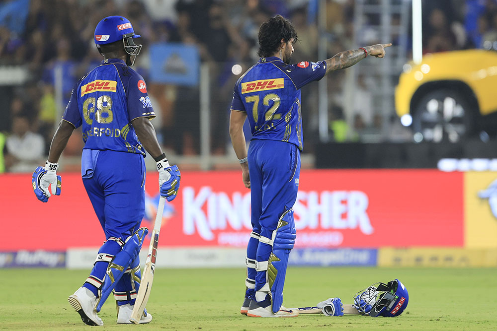 आइपिएलमा गुजरातमाथि मुम्बई ९९ रनले विजयी