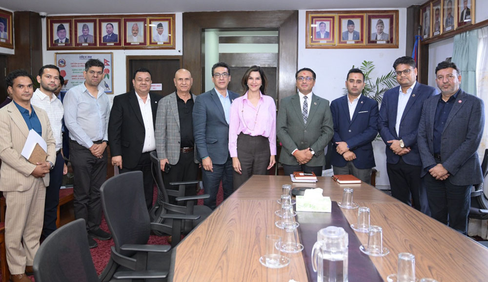 अटोमोबाइल क्षेत्रमा नीतिगत तथा प्रणालीगत सुधार गर्न अर्थमन्त्री वाग्लेसँग नाइमाको माग