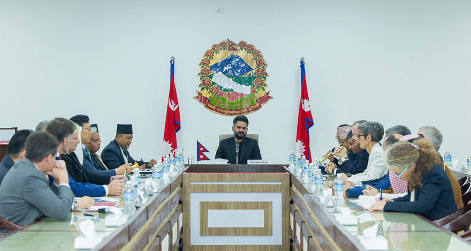 प्रधानमन्त्री बालेनसँग राजदूतहरूको ‘सामूहिक शिष्टाचार भेट’ : प्रधानमन्त्रीले के भने ?