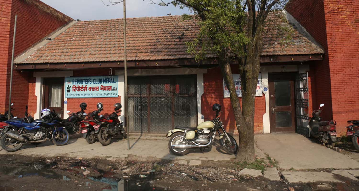 भाडा नतिरेपछि रिपोटर्स क्लवसहित भृकुटीमण्डपका २० कार्यालयमा परिषद्ले लगायो ताला