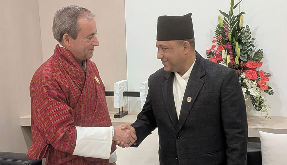 परराष्ट्रमन्त्री खनाल र भुटानका विदेश तथा बाह्य व्यापार मन्त्री धुङ्गेलबीच भेटवार्ता