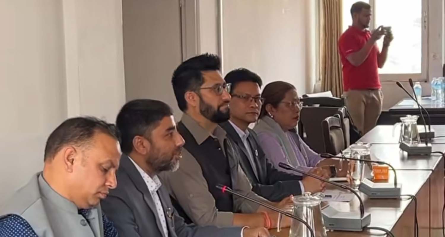 रास्वपाका सांसदलाई कागजातमा ‘माननीय’ सम्बोधन नगर्न निर्देशन