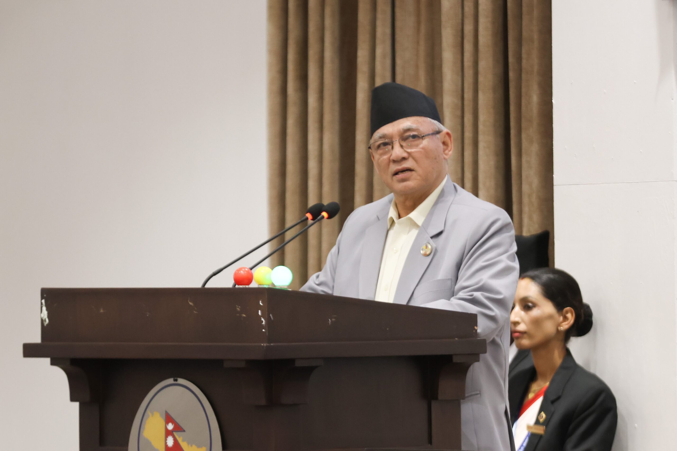 एमाले संसदीय दलका नेता थापाको अभिव्यक्ति रेकर्डबाट हटाउन सभामुखको रुलिङ
