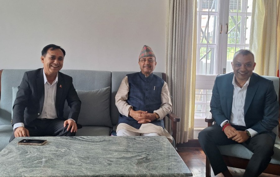 गगन–विश्व र पूर्णबहादुरबीच भेटवार्ता