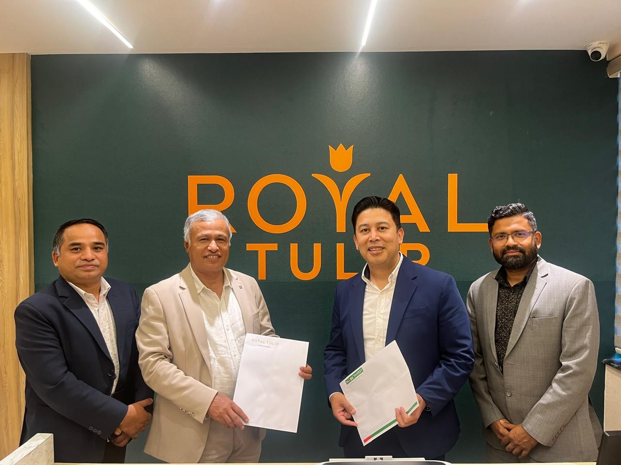 रोयल टुलिप काठमाडौंले आइपीओ निष्काशन गर्ने, नबिल बैंकिङसँग गर्‍यो सम्झौता