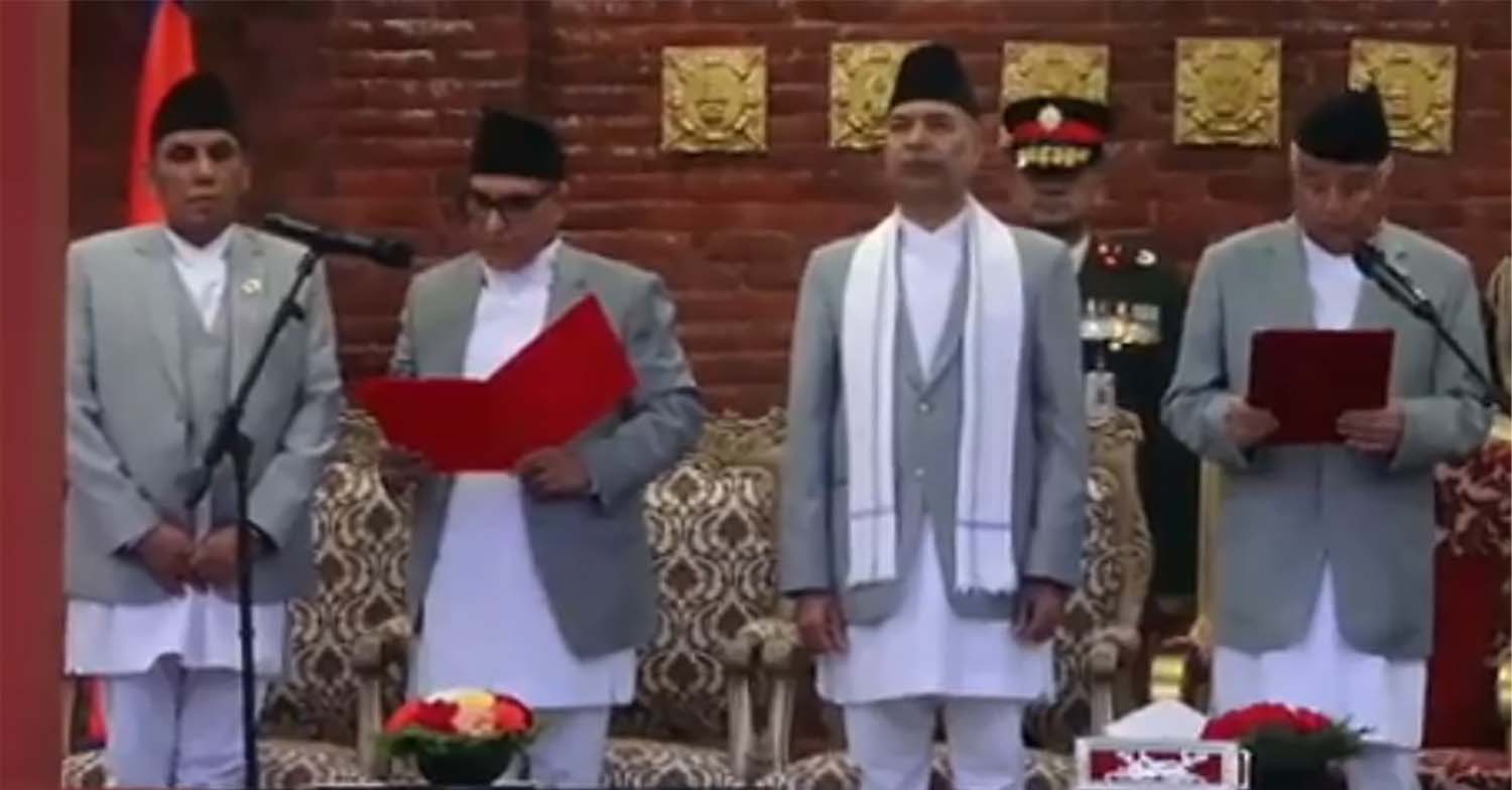 नवनियुक्त प्रधानन्यायाधीश शर्माले लिए शपथ