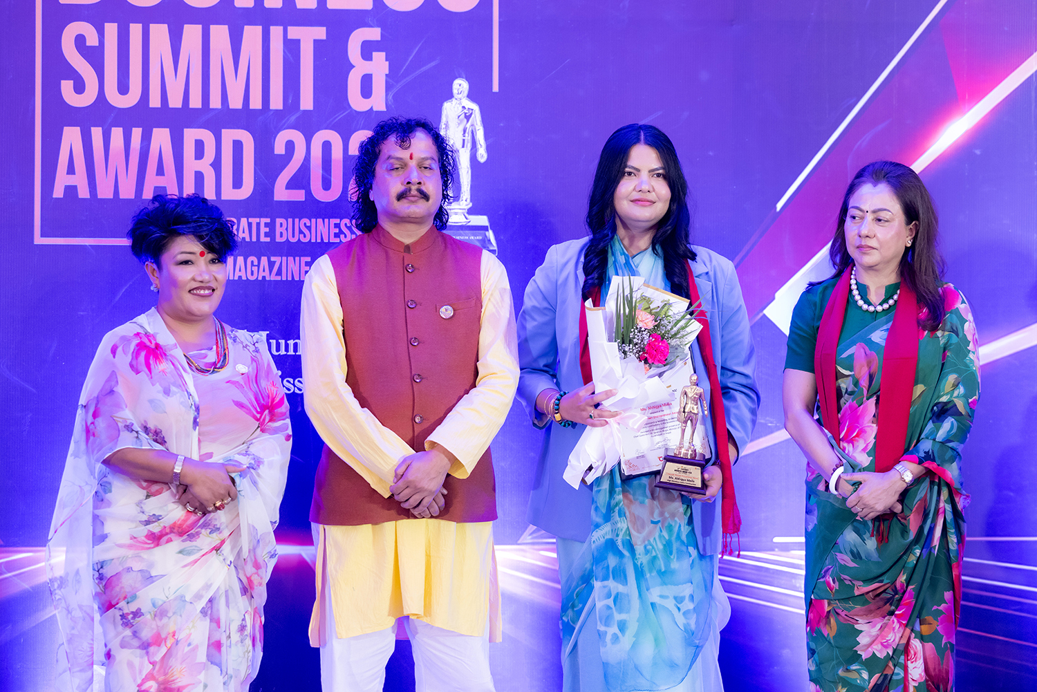 जलविद्युत् क्षेत्रकी युवा उद्यमी अभिज्ञा मल्ललाई ‘कर्पोरेट वमन अन्टरप्रेनर अवार्ड’