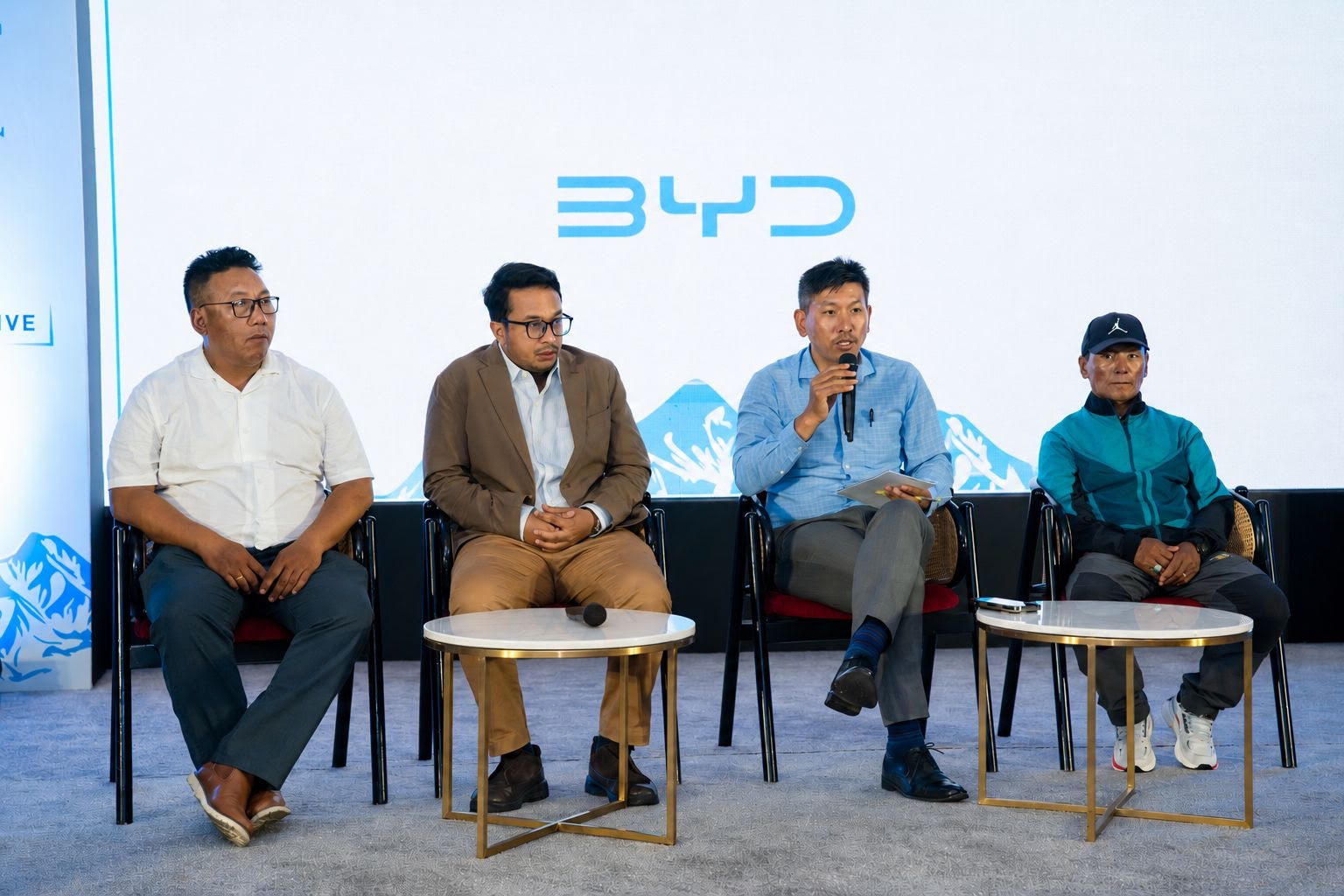 सगरमाथा संरक्षण अभियानमा साईमेक्स बीवाइडी च्यारिटी फाउन्डेसनको दीर्घकालीन सहकार्य