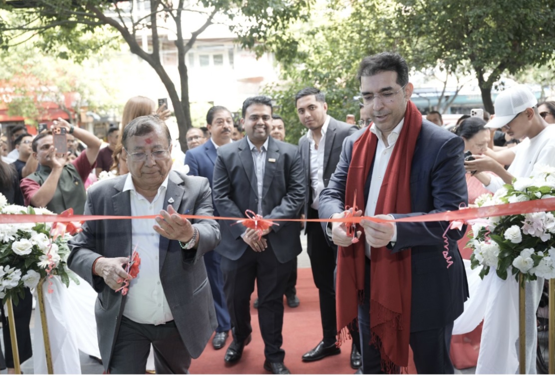 जावलाखेलमा बोशको पहिलो स्टोर सञ्चालनमा