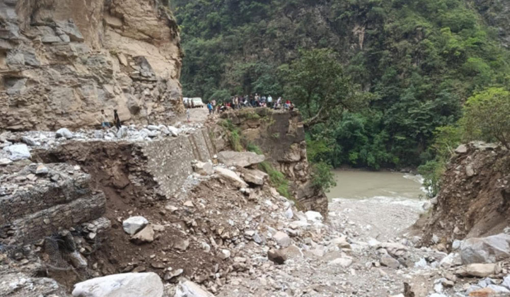 कर्णाली करिडोरको कालीकोट खण्ड अवरुद्ध