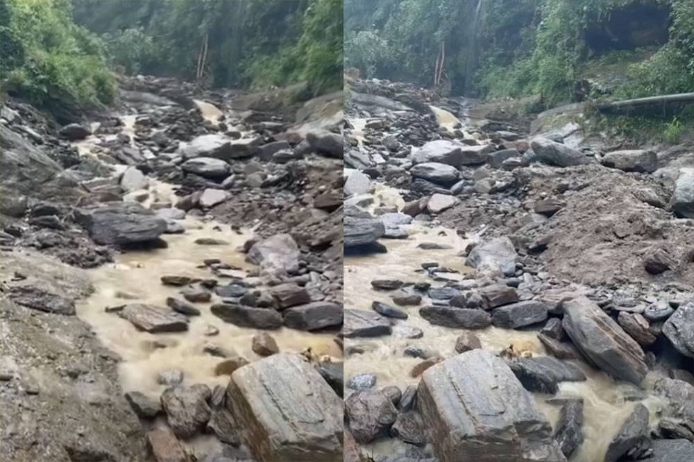 बाढीले पुल बगाउदा खोटाङमा मध्यपहाडी लोकमार्ग अवरुद्ध
