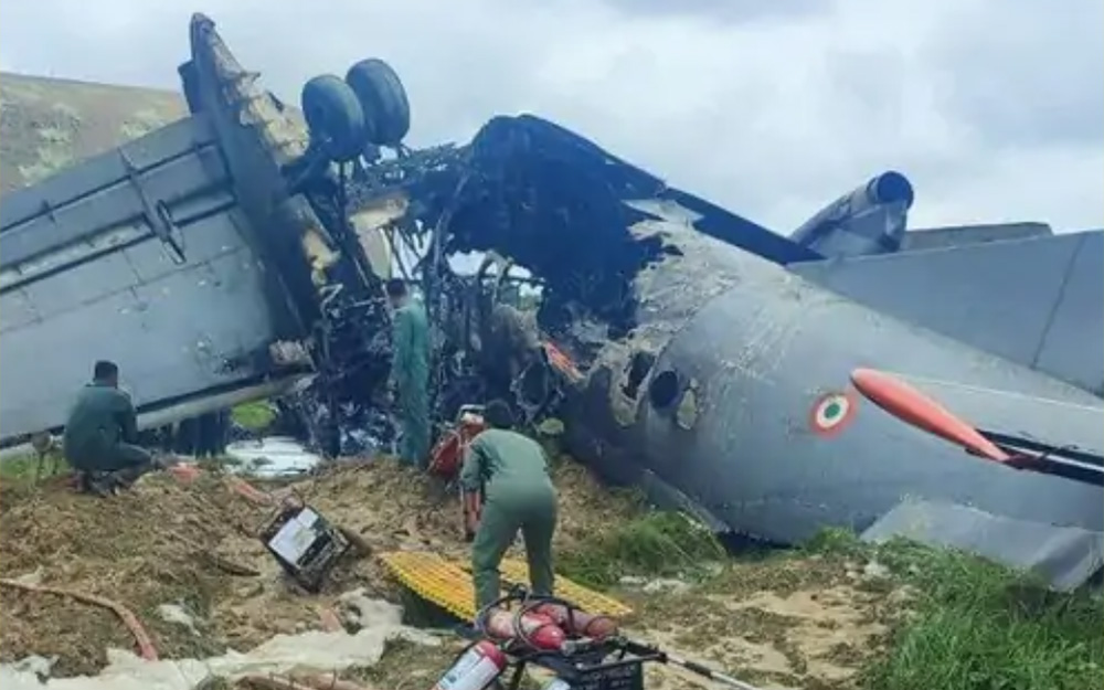 भारतको आसाममा वायुसेनाको सैन्य विमान दुर्घटना