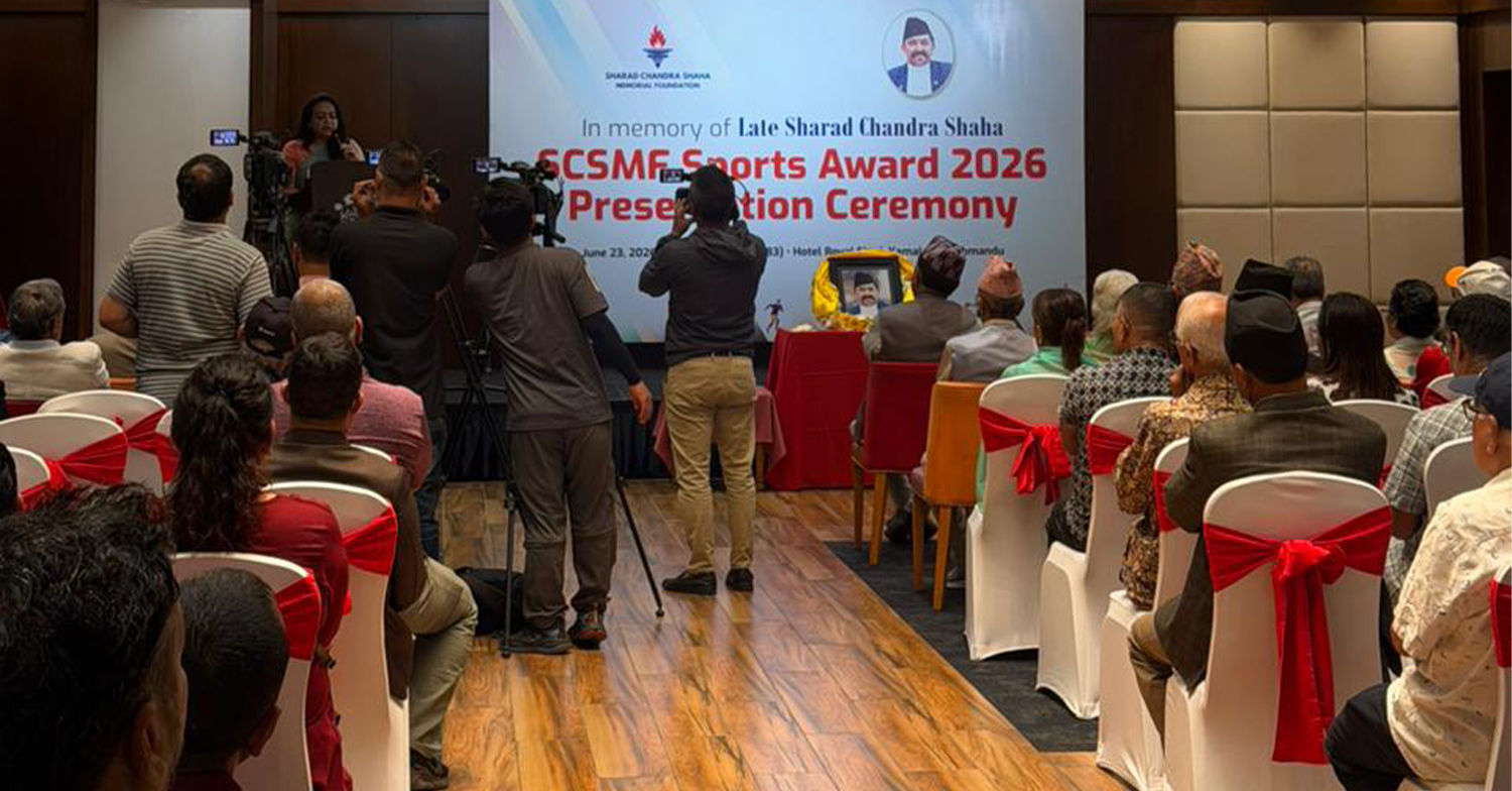 शरद चन्द्र शाहा मेमोरियल फाउण्डेसनद्वारा उमेश मास्के र सन्दीप लामिछाने सम्मानित