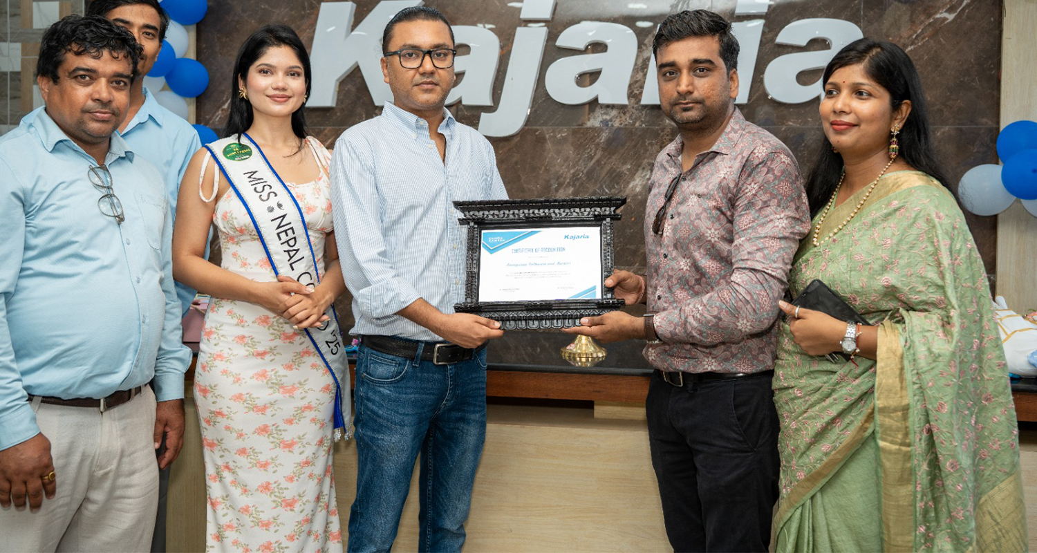 कञ्चनबारीमा कजारिया रमेश टायल्सको नयाँ शोरूम सञ्चालनमा