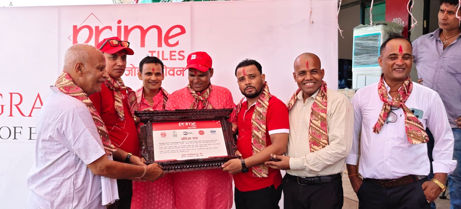 सिरहामा प्राइम टायल्सको नयाँ क्लासिक शोरुम सञ्चालनमा