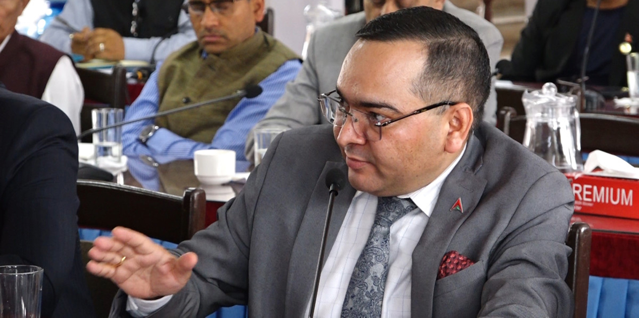 ‘निर्माण व्यवसायीले सरकारबाट भुक्तानी नपाउँदा बैंकिङ क्षेत्र दबाबमा छ’ : सिइओ ज्ञवाली