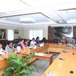 लघुवित्त पीडित र सरकारबिच ५ बुँदे सहमति, आन्दोलनका कार्यक्रम स्थगित